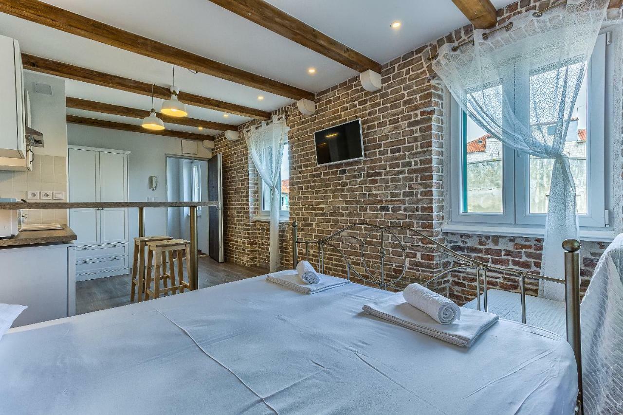 Charming Studio Apartment Split Extérieur photo